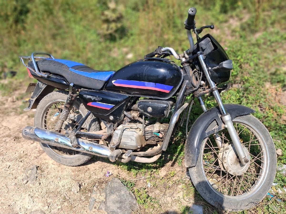 આ ગાડી વેચવાની છે