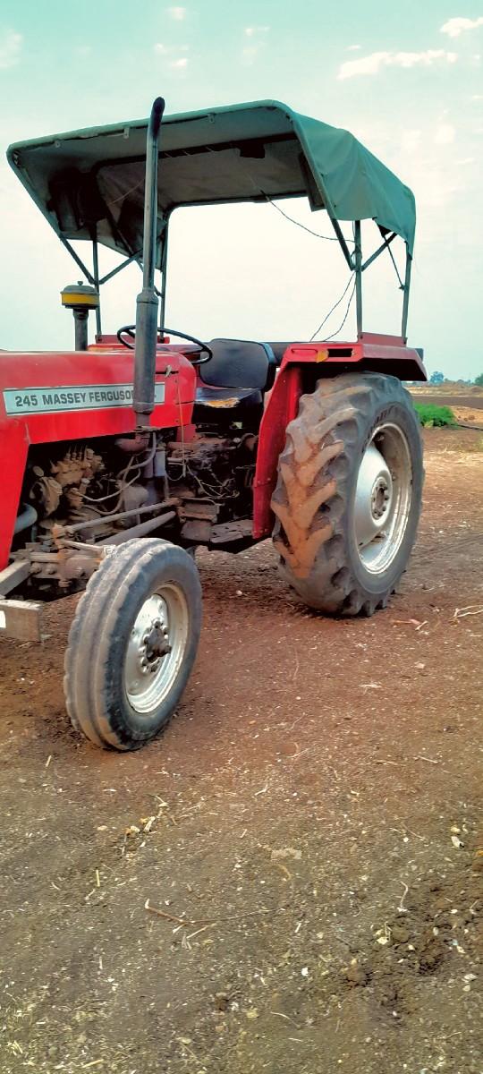 245 Massey Ferguson