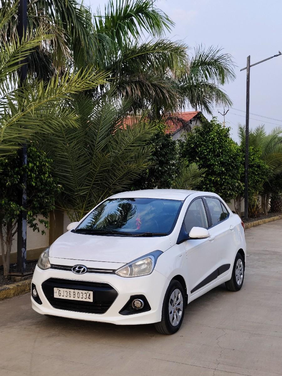 ગાડી વેચવાની છે