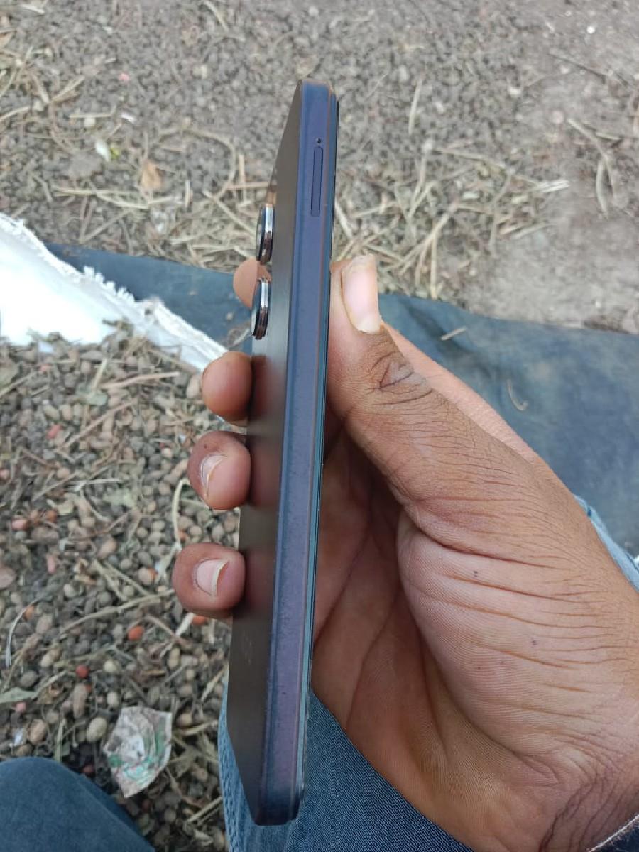 મોબાઈલ વેચવાનો છે