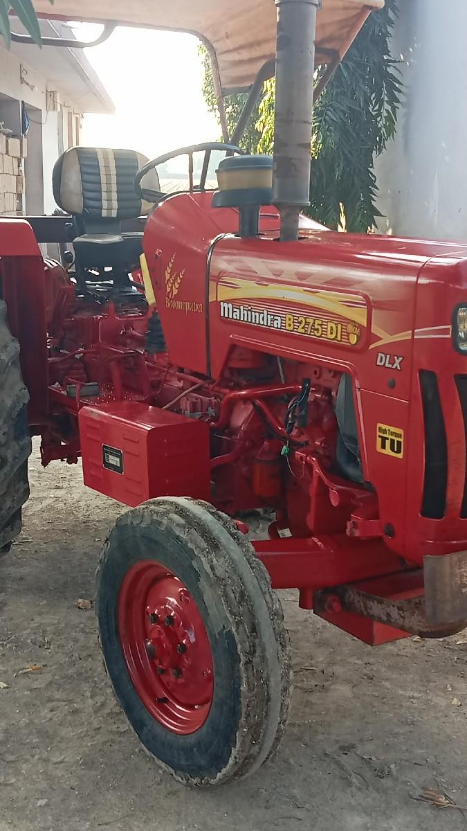 241 Massey Ferguson
mahindra 275