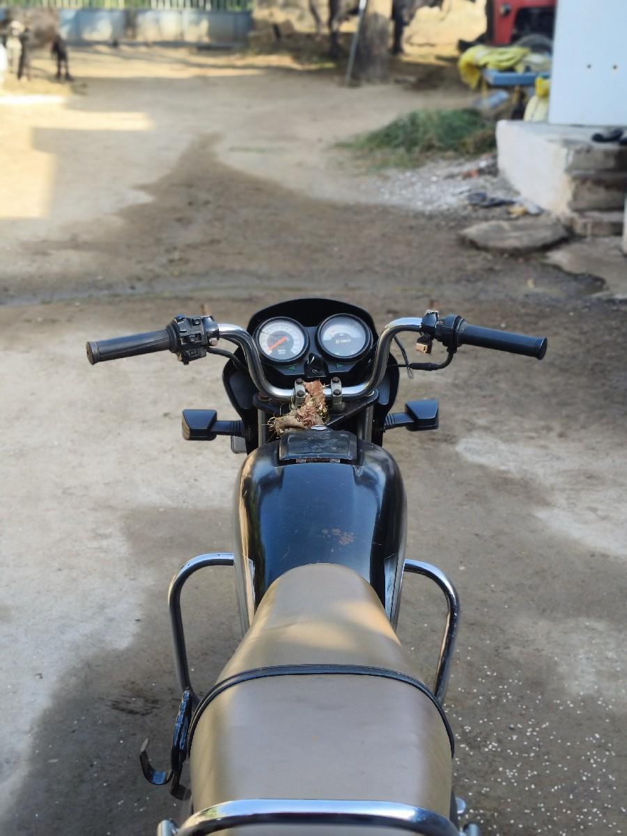 આ ગાડી વેચવાની છે