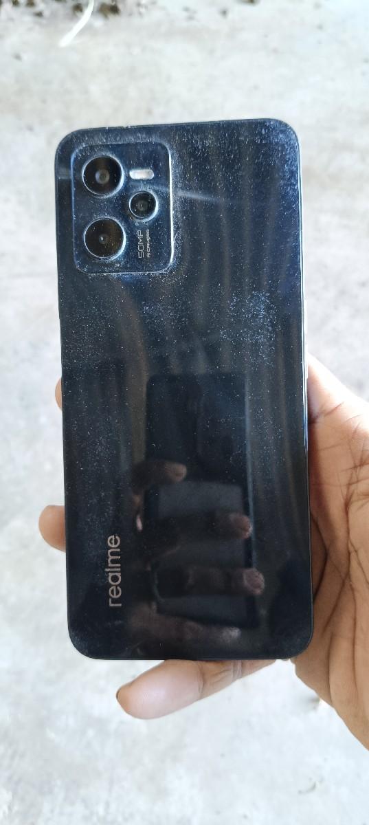 realme c35