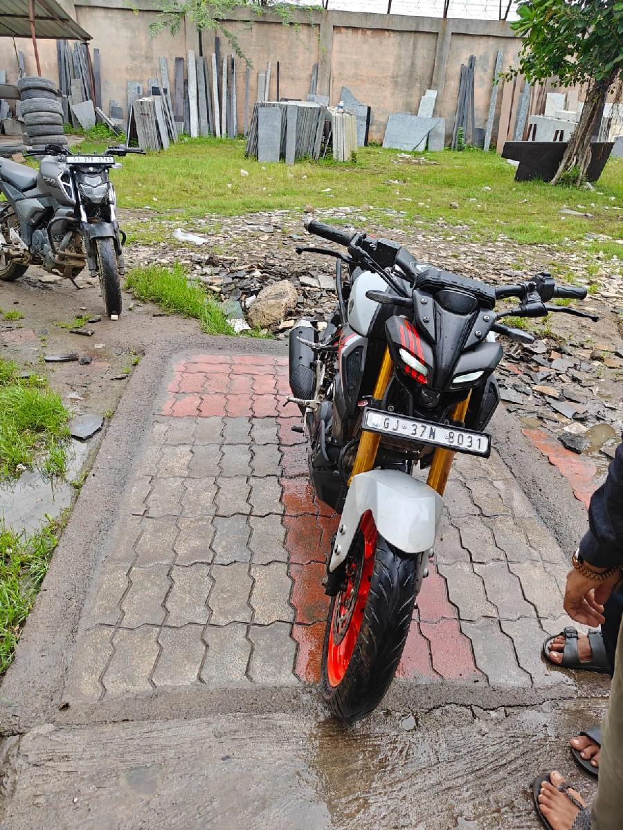 થંબનેલ 2