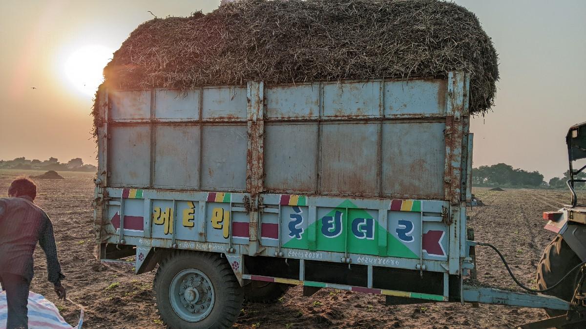 ટ્રેલર વેચવાનુ છે