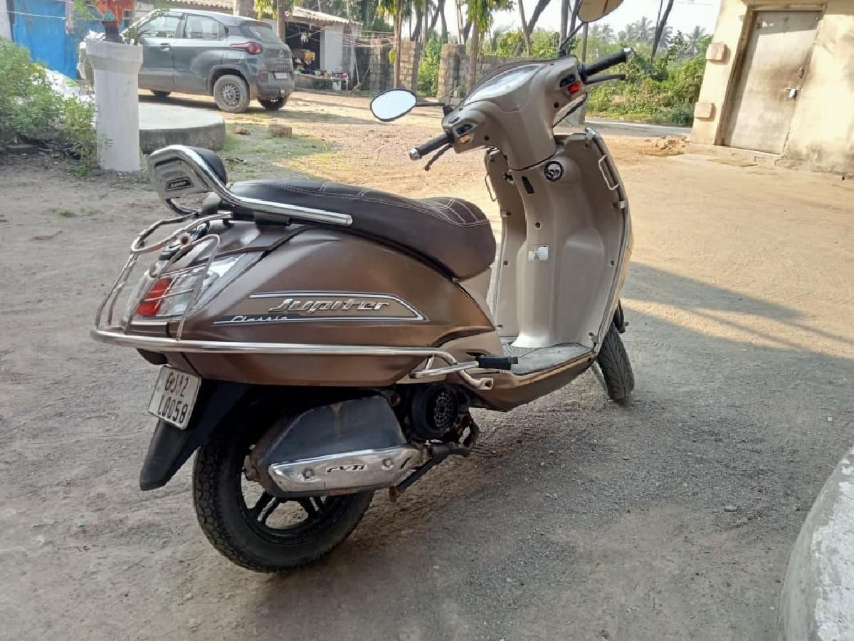 थंबनेल 2