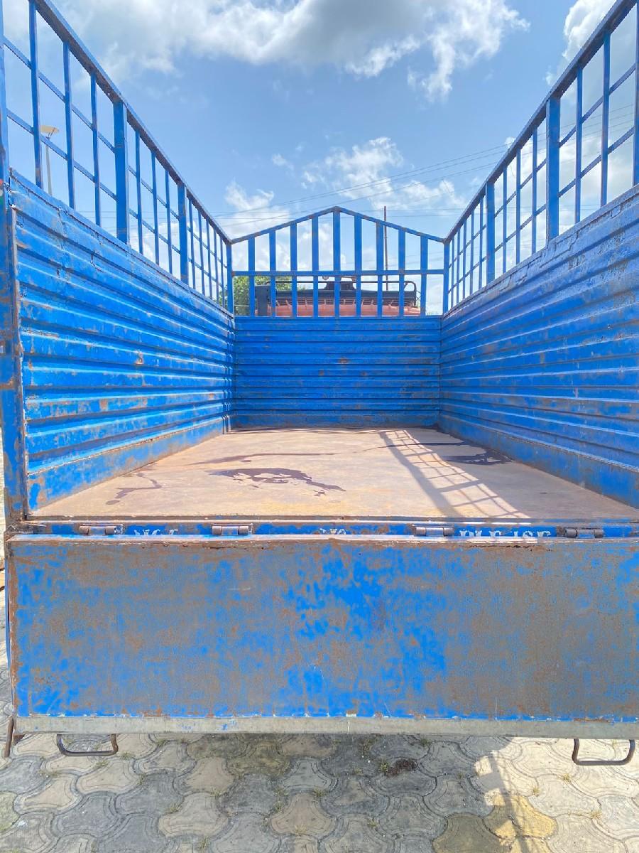 વેચાવ    આઈસર