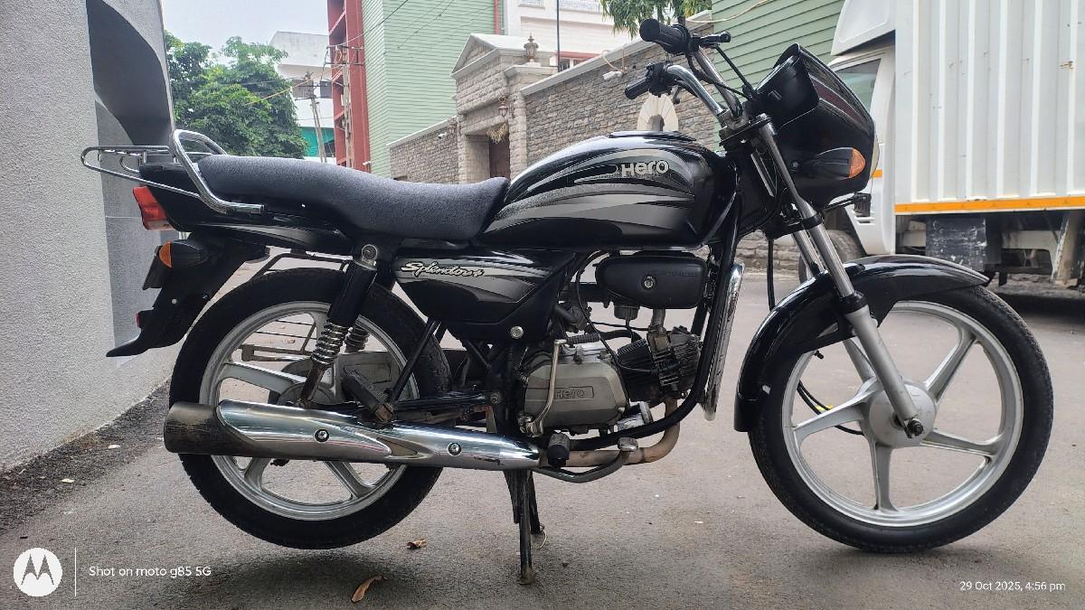 Hero splendor plus વેચવાનું છે