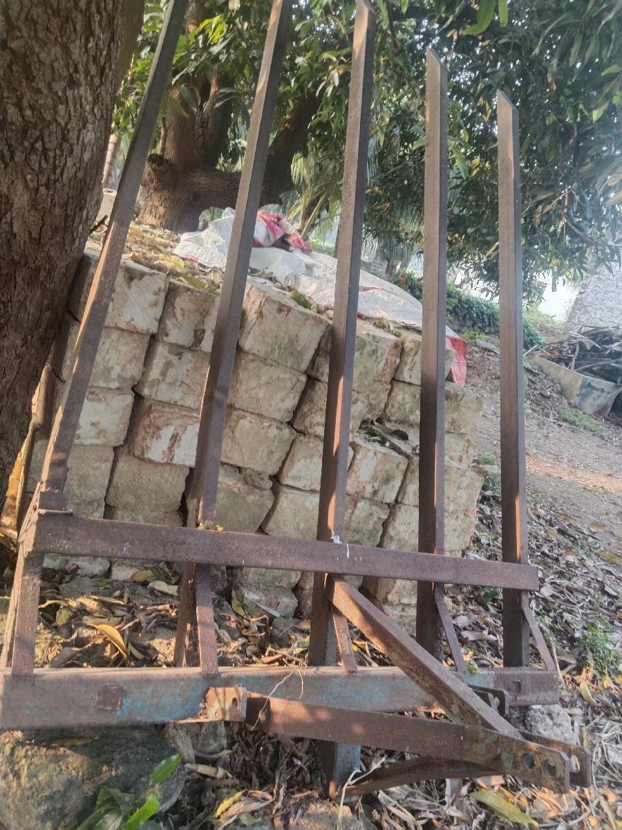 મોટા ટ્રેક્ટર ના સુયા