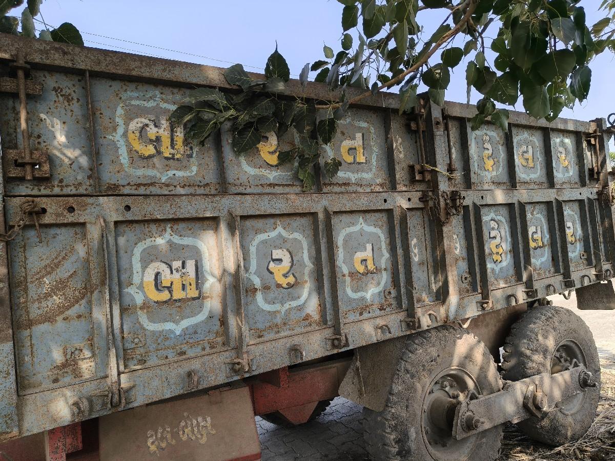 ગાડું devanu છે કિંમત બે લાખ