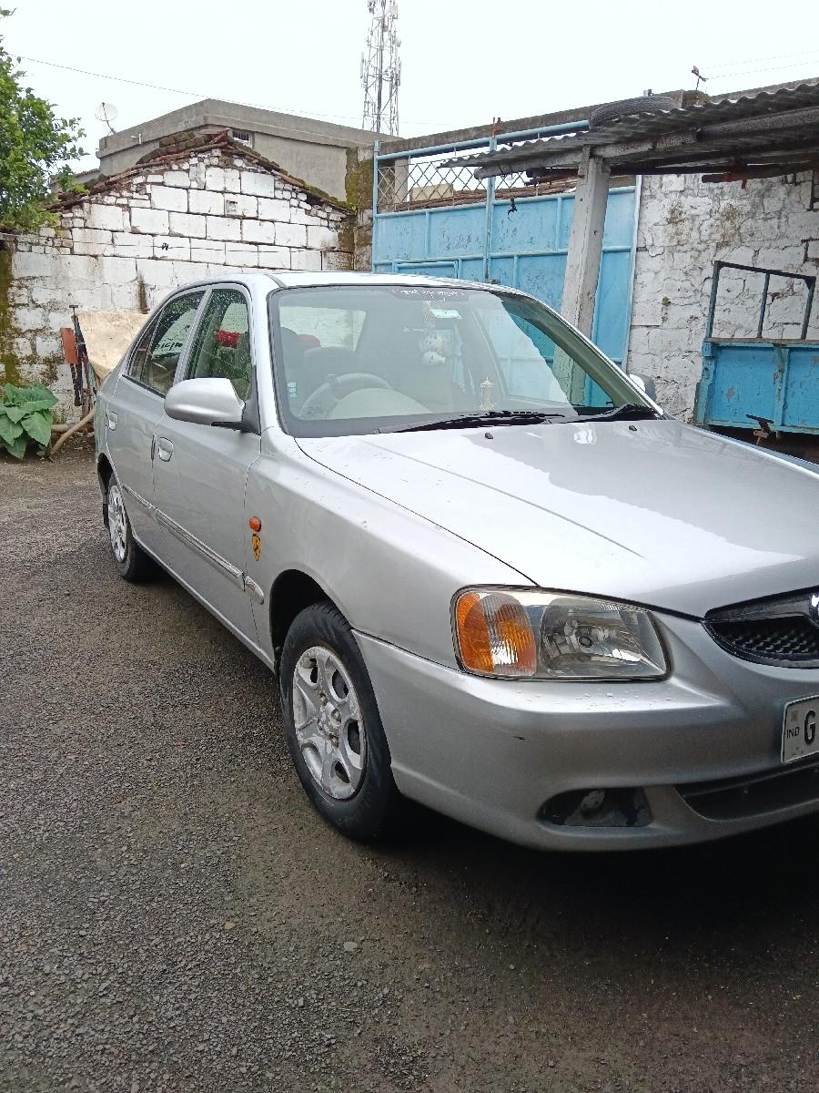 ફોરવીલ કાર વેચવાની છે