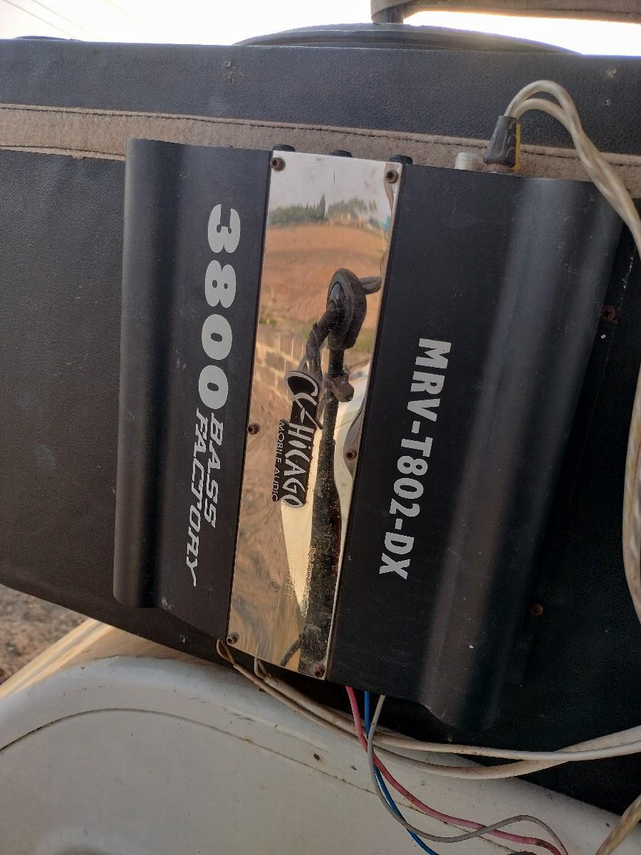 સાઉન્ડ સિસ્ટમ આપવાની છે