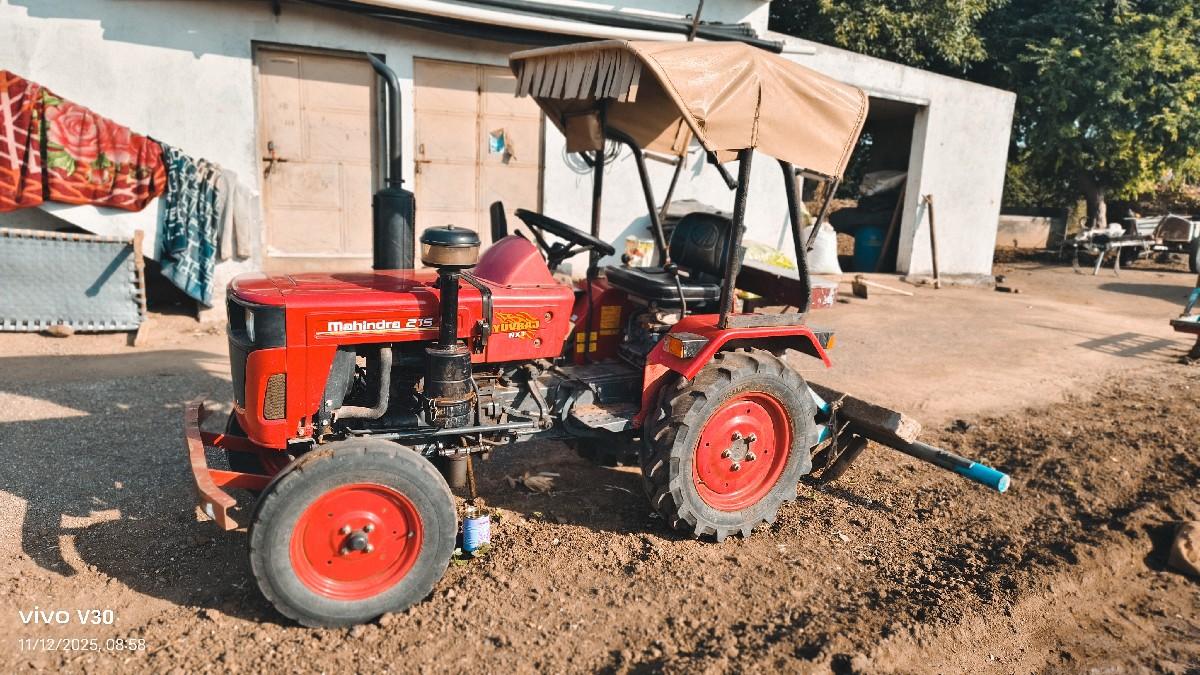 મીની ટ્રેકટર વેચવાનું છે