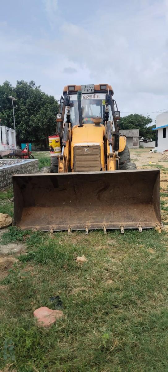 થંબનેલ 3