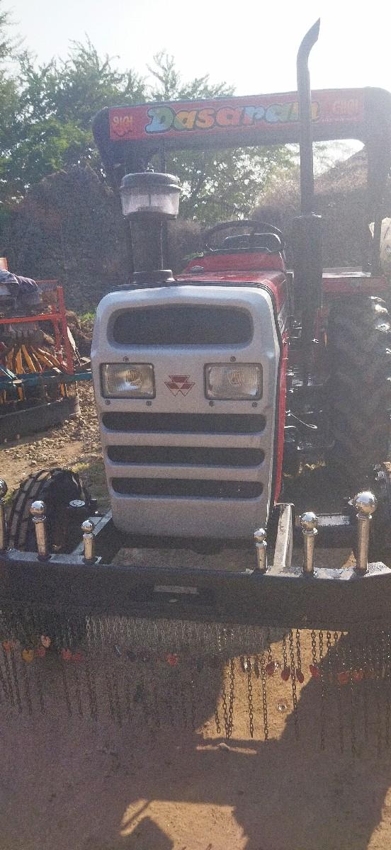 ટેકટર ટાયર આગલા નવા