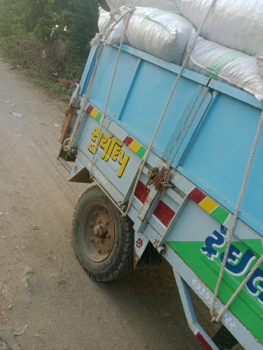 આ ટોળી વેચવા ની છે