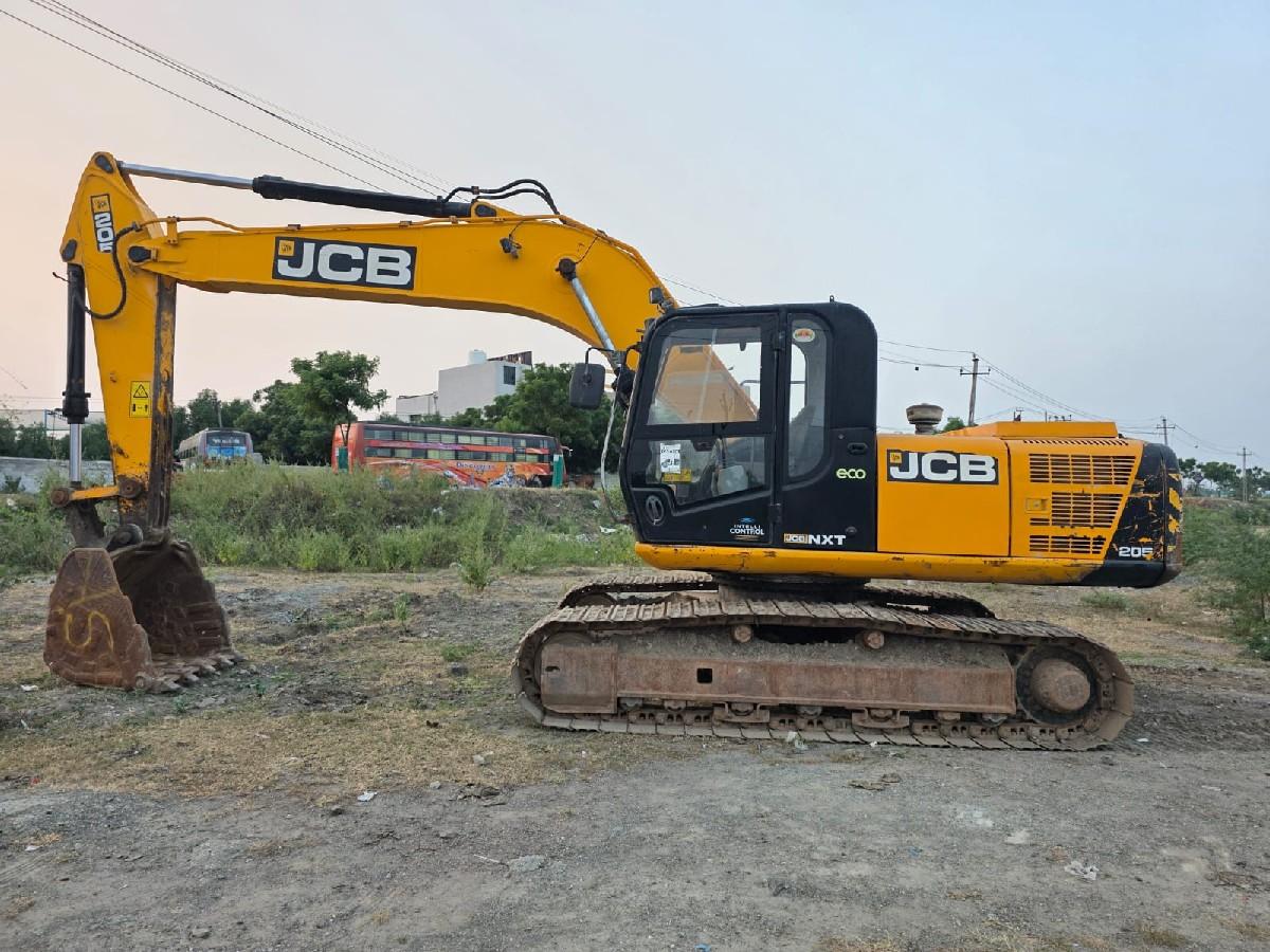 JCB JS205 - MODEL.2021