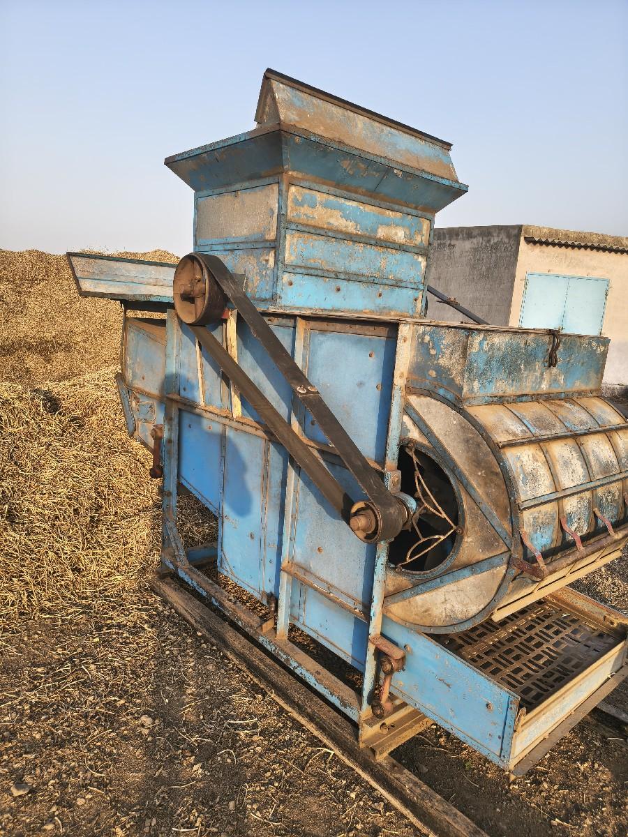 જયંત નું ઓપનર વેચવાનું છે