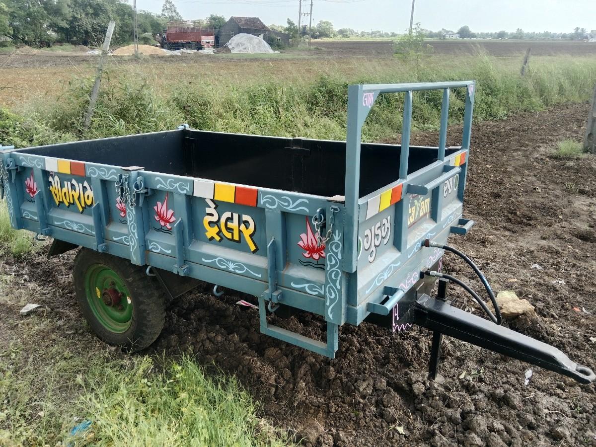 જય સીતારામ નું ફોરવીલ ટેલર વેચવાનું