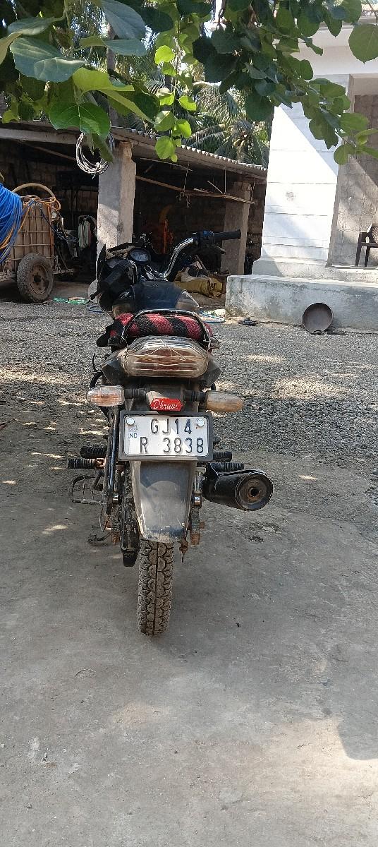 મોટર સાયકલ વેચવાની છે