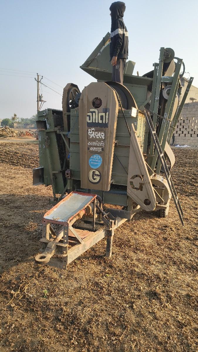 થ્રેશર વેચવાનું છે