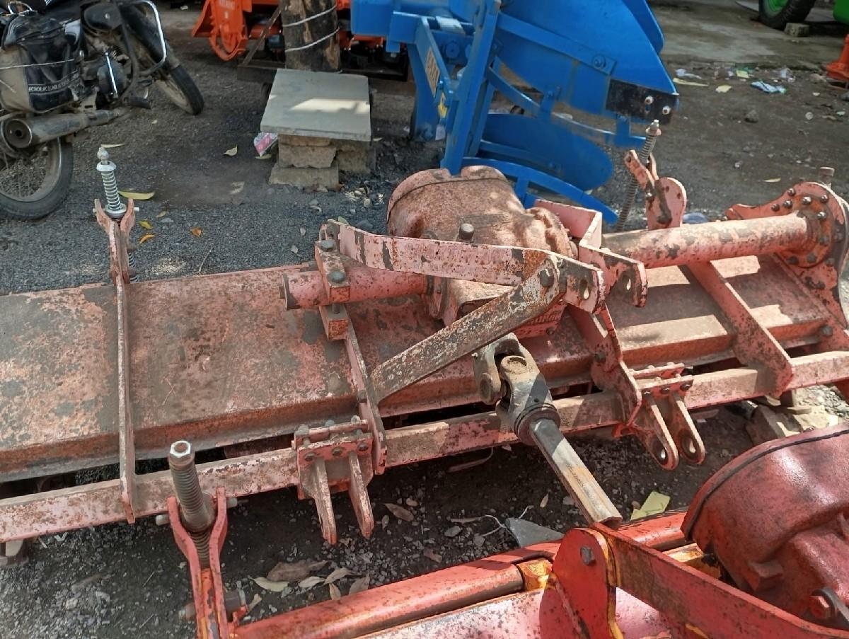 શક્તિમાન જૂના રોટવેટર વેચવાના