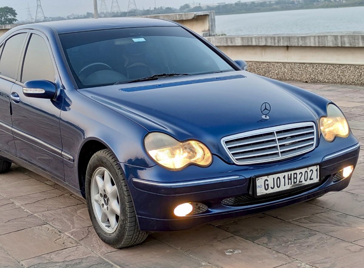 MERCEDES BENZ C180 AUTOMATIC
