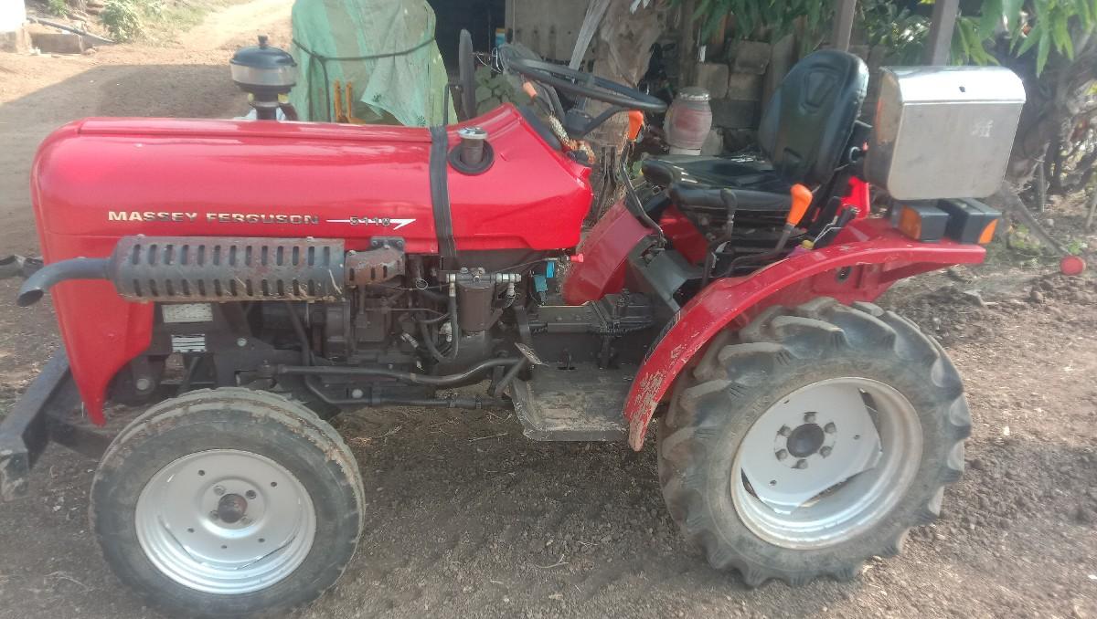 મીની ટેકટર વેચવાનુ છે