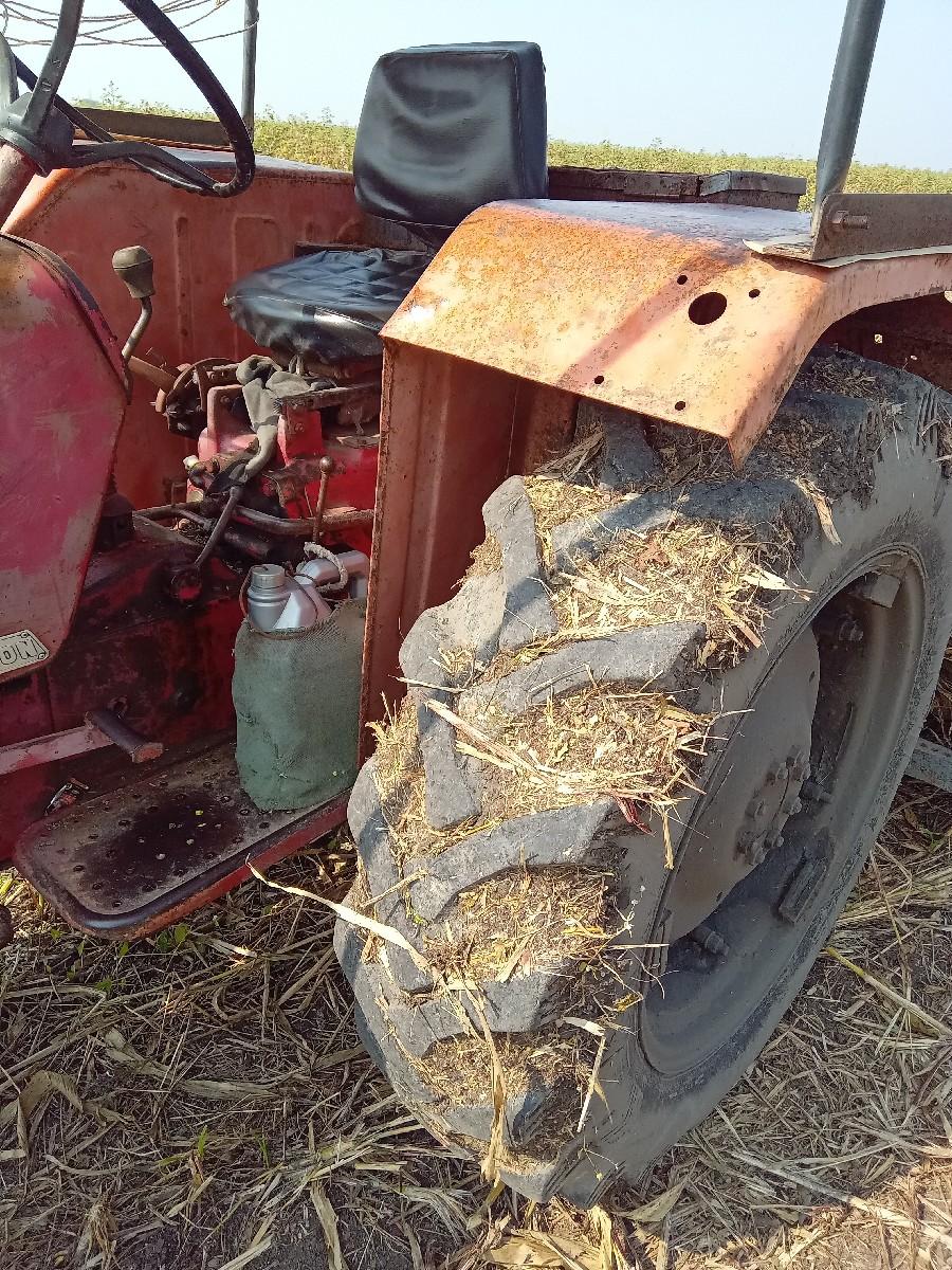 ટ્રેકટર વેચવાનું છે