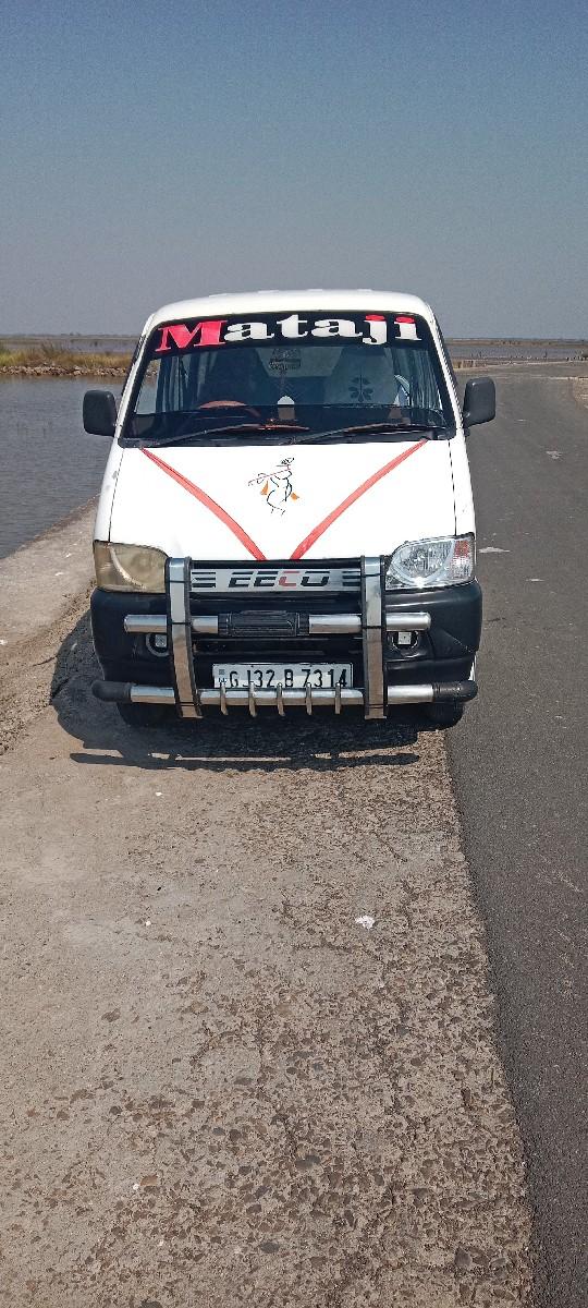 EEco 5 seater CNG કંપની ફીટીંગ