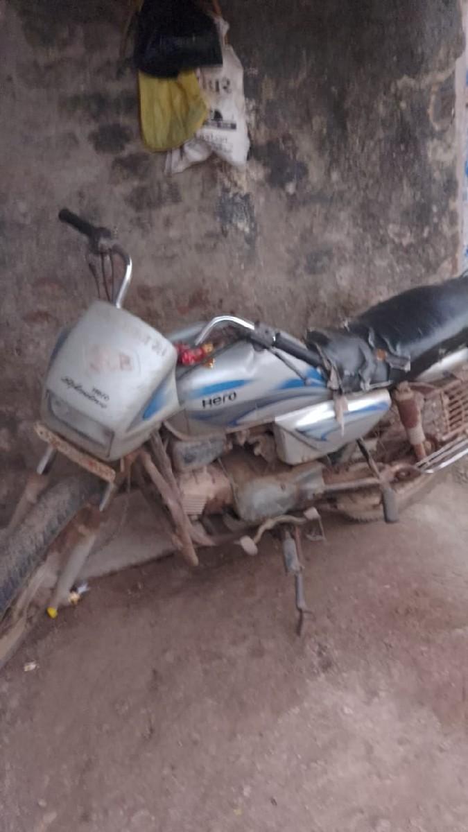 સ્પ્લેન્ડર વેચવાનુ છે