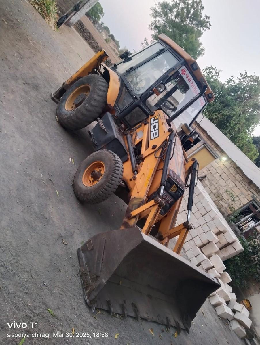 થંબનેલ 3