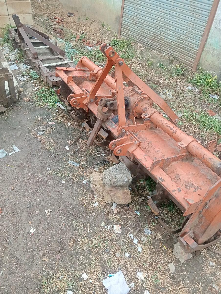 રોટાવેટર વેસવાનુ છે