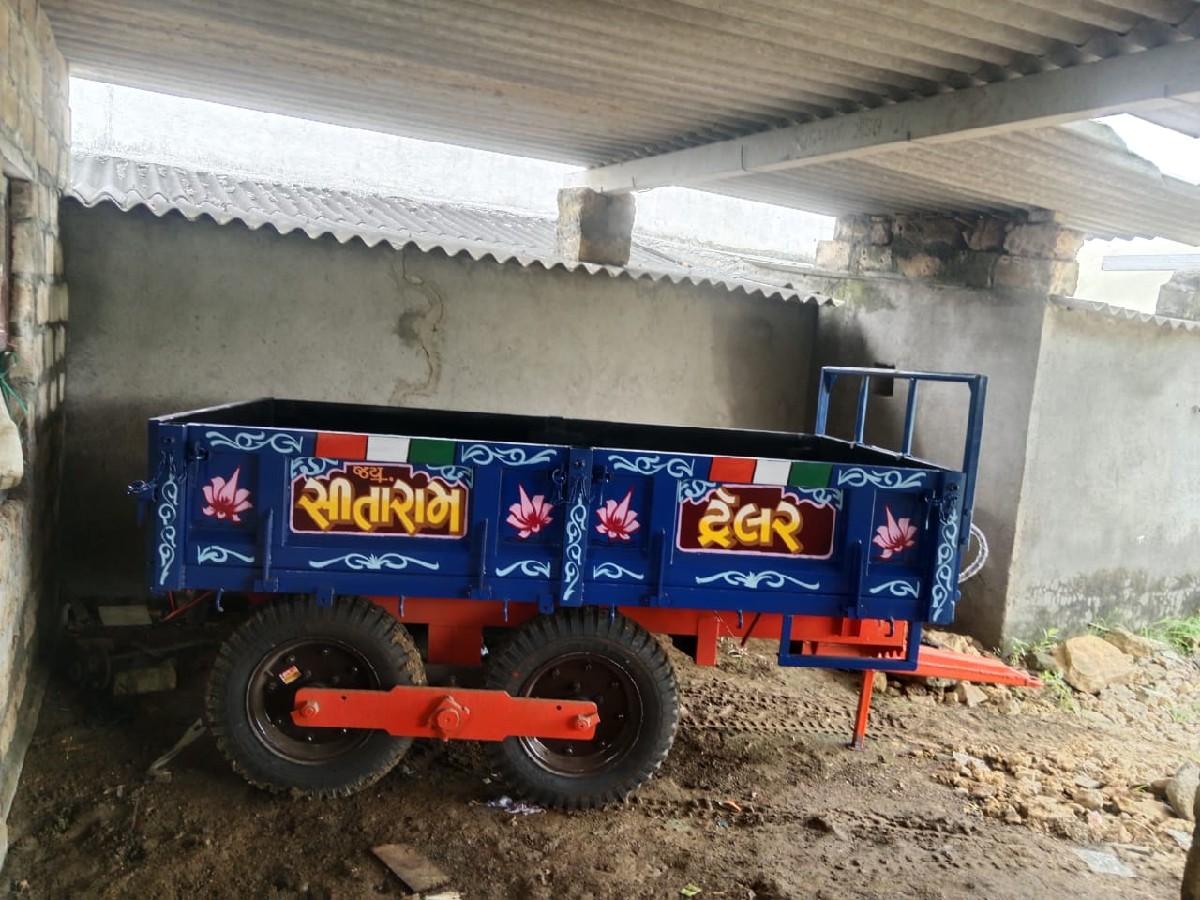 જય સીતારામ નું ફોરવીલ ટેલર વેચવાનું