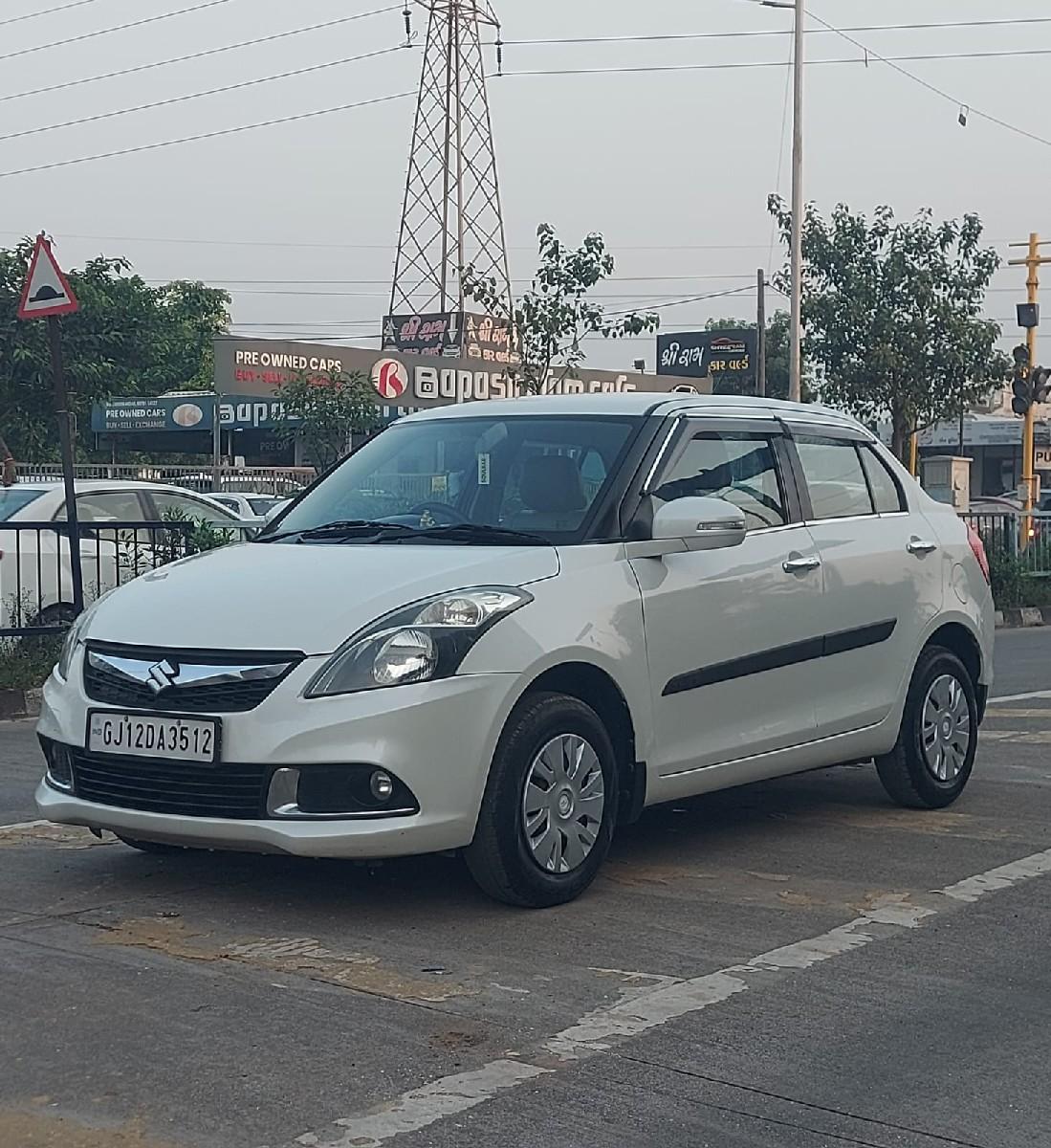 ફોરવીલ વેચવાની છે