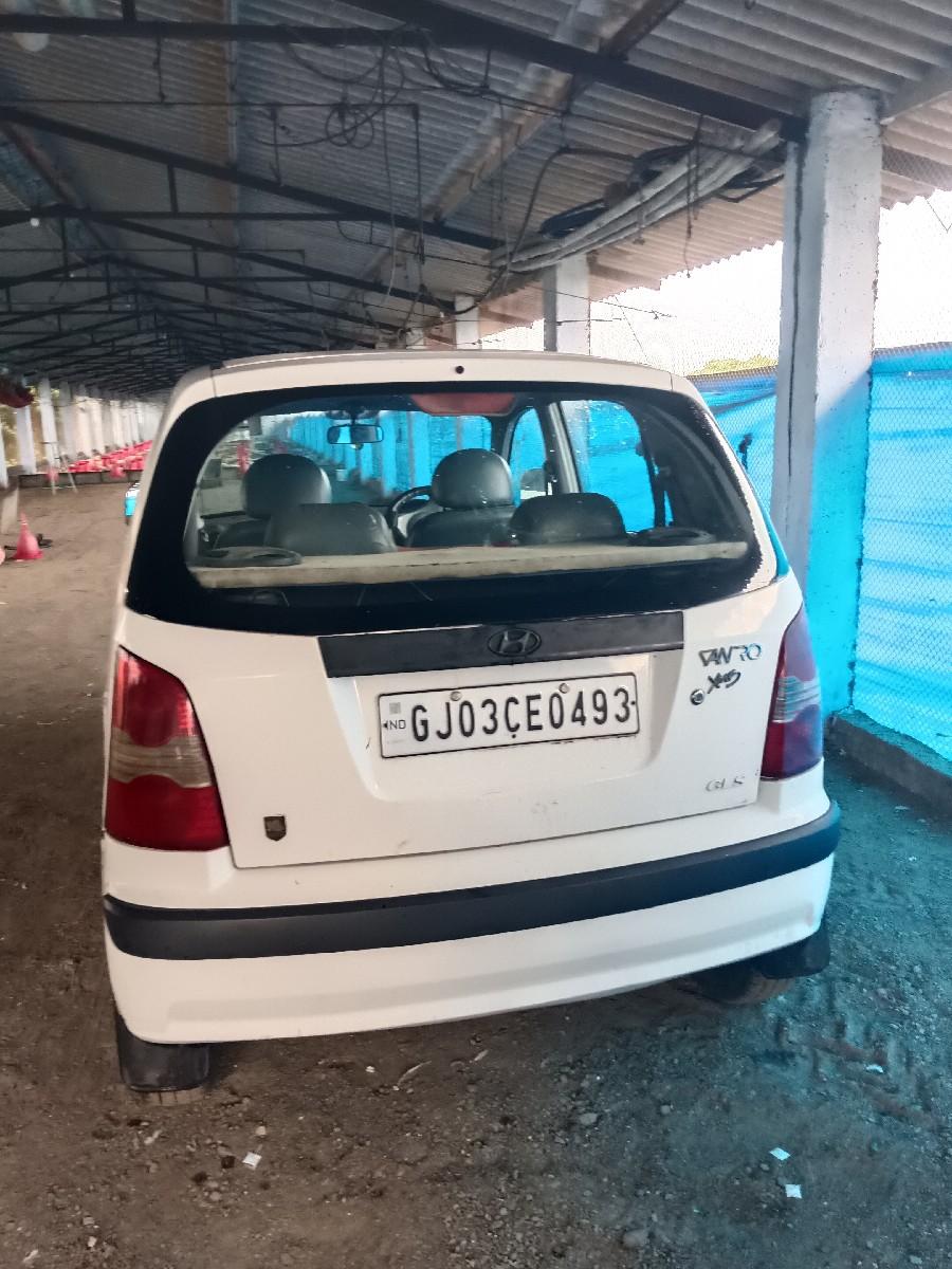 મોબાઈલ નંબર 63 52 70 33 24