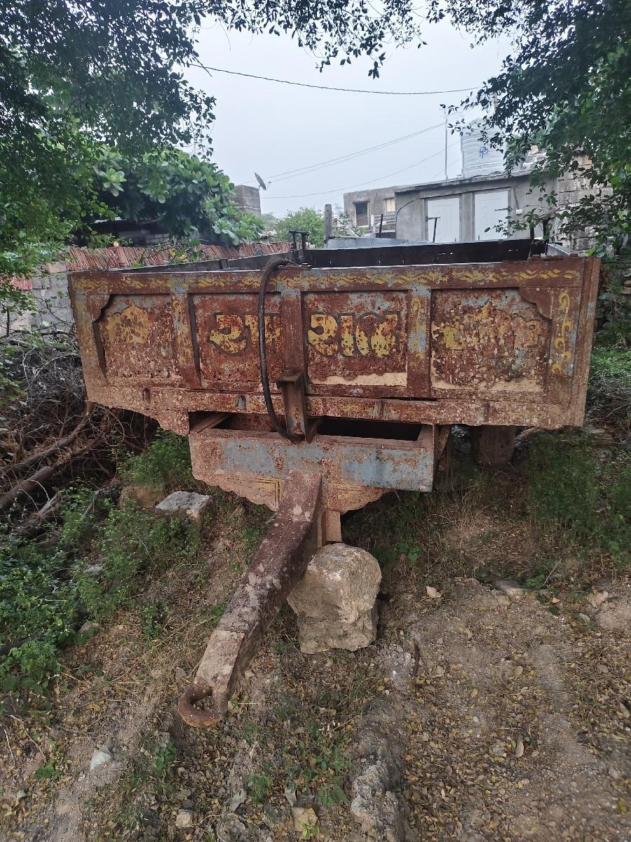 ટોલી વેચવાની છે