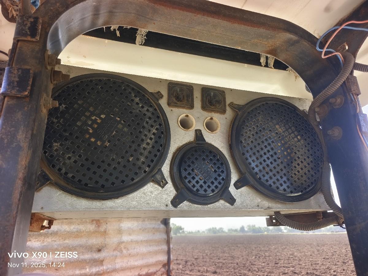 amplifier with 12 inch sub woofer