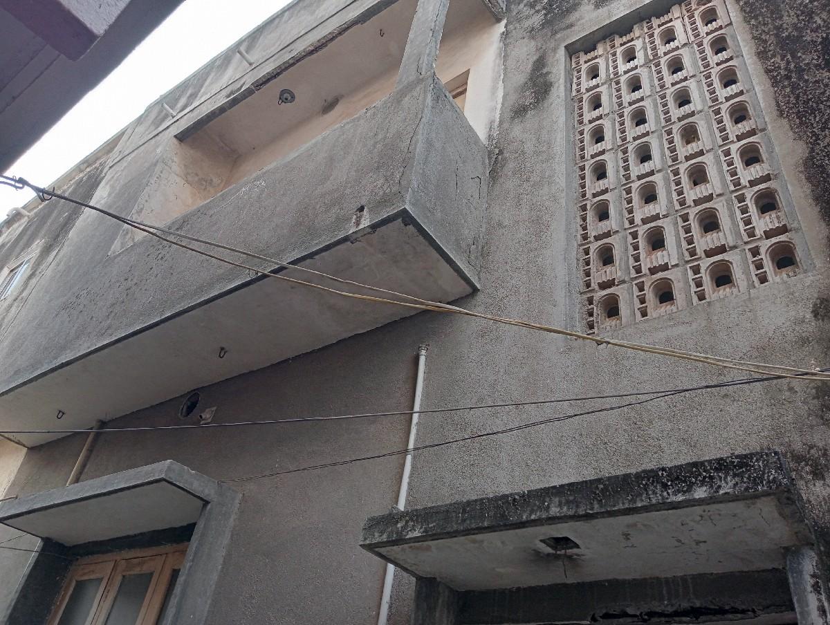 थंबनेल 3