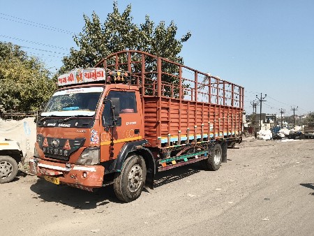 9924711330
kimat..9.80.000