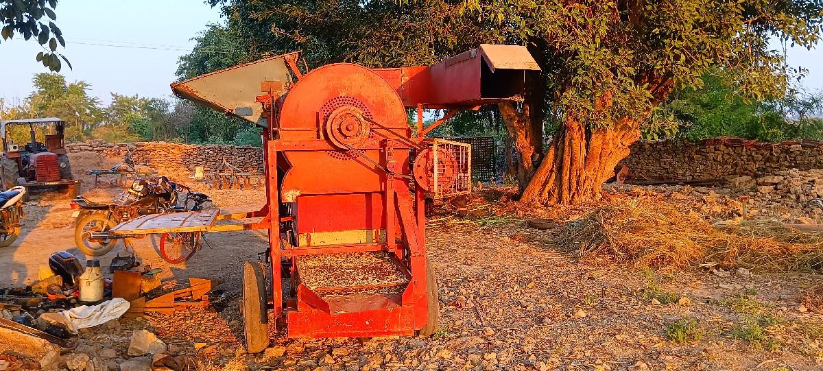 સમ્રાટ ની ફુકણી વેચવાની છે .