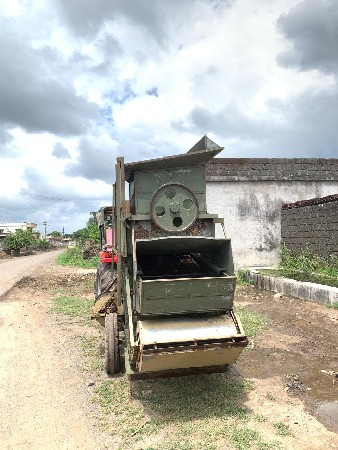 ડૉડિયા થ્રેસર 
3 જારી