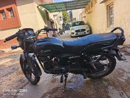 વેચવાનું છે