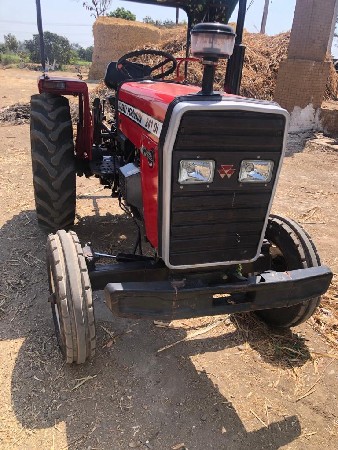 ટ્રેકટર વેંચવા નુ છે