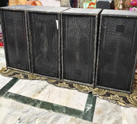 sound system 
kachhi moniter