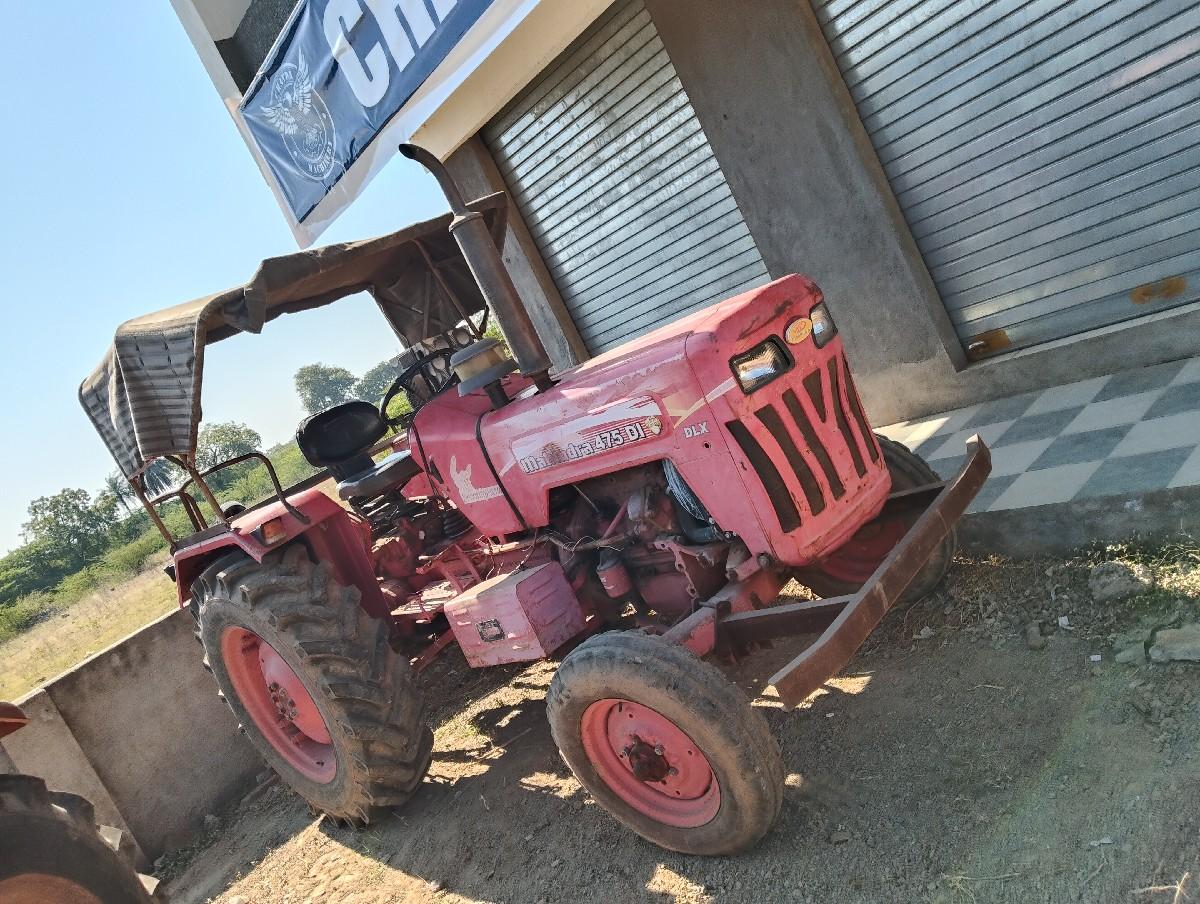 Mahindra 475