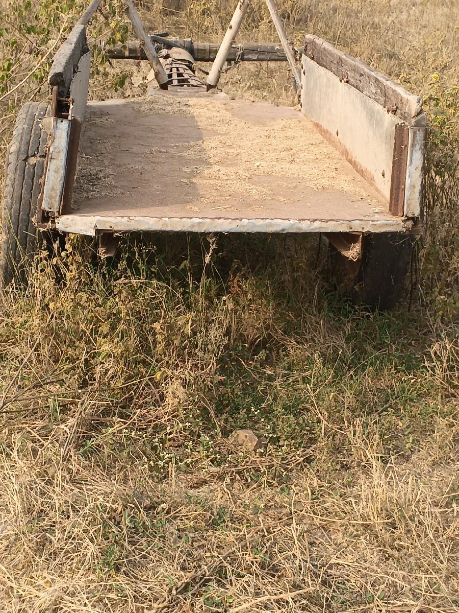 બળદનેગાડુવેચવાનાછે