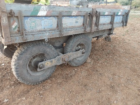 આ ટોલી વેચવાનું છે