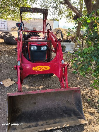 મીની લોડર  આપી દેવાનું 6351360424