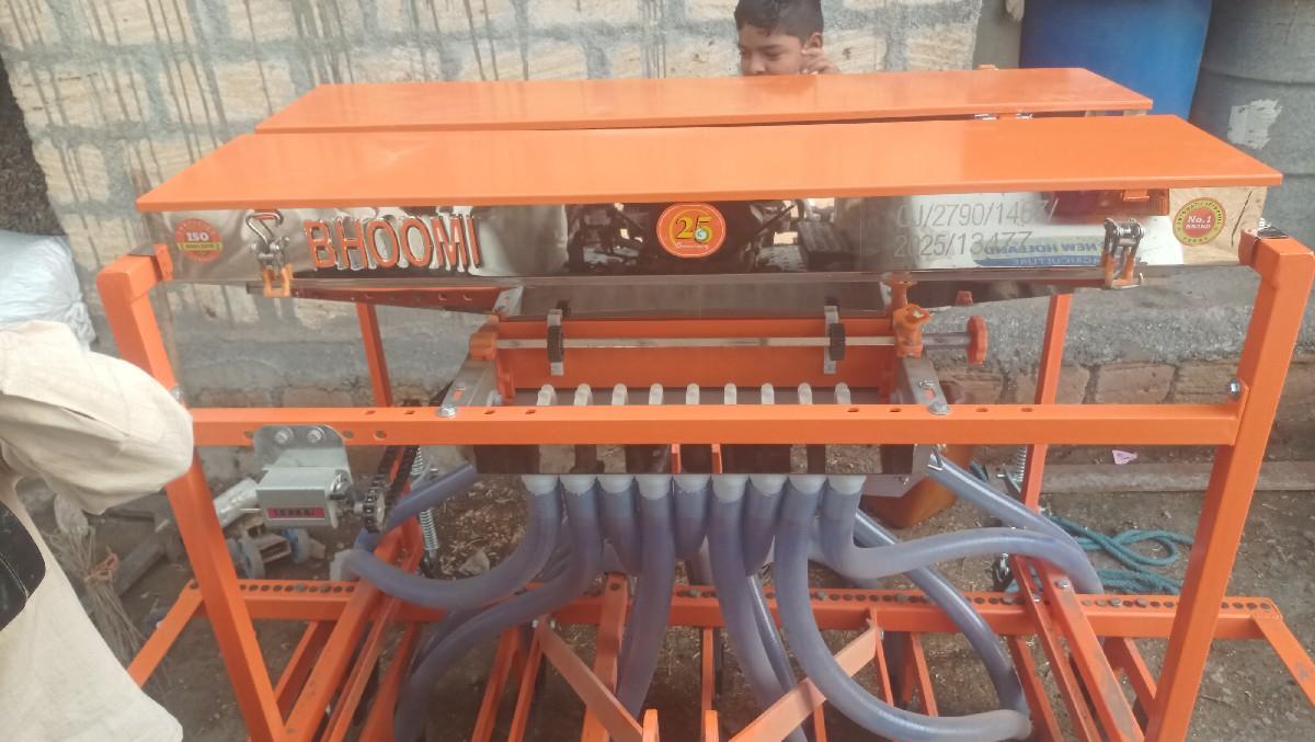 નવૅનવી. ઑરણી.   વૅચવાનિ. સૅ